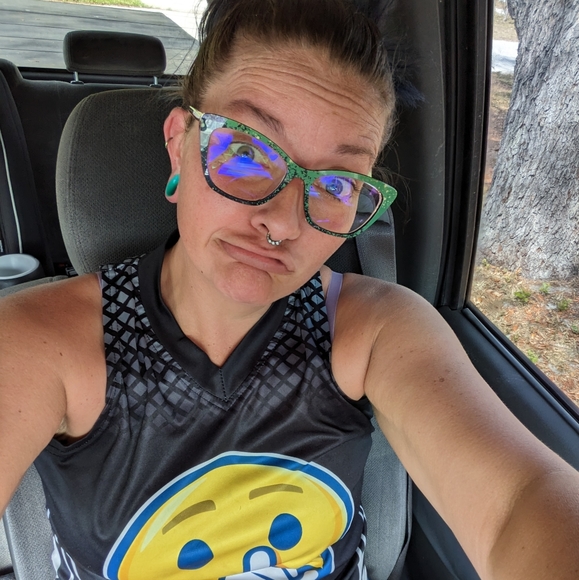 Meet your Posher, Nan - Picture 2 of 4